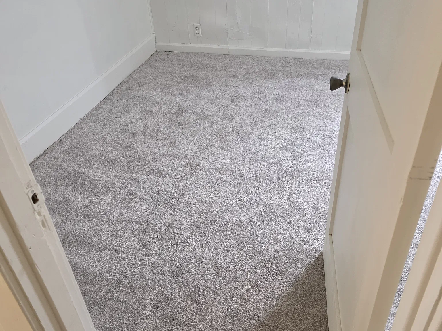3 bed, 1200 sqft, $1,000 — Photo 4