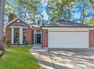 19 Elk Crossing Dr, Spring, TX 77381