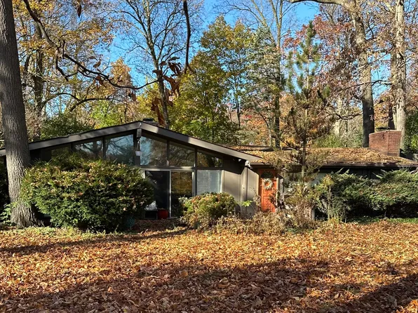 3324 Golfside Rd, Ypsilanti, MI 48197