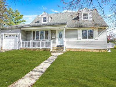 183 Smith Street, Massapequa Park, NY, 11762