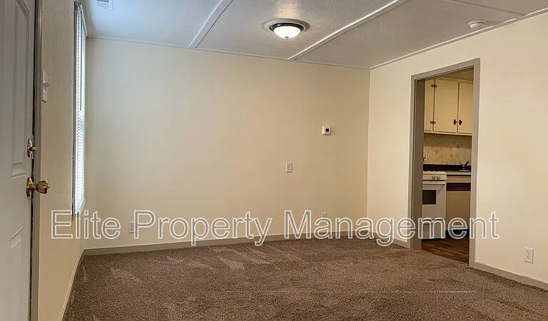 2727 Santa Fe Dr #2 — Photo 2