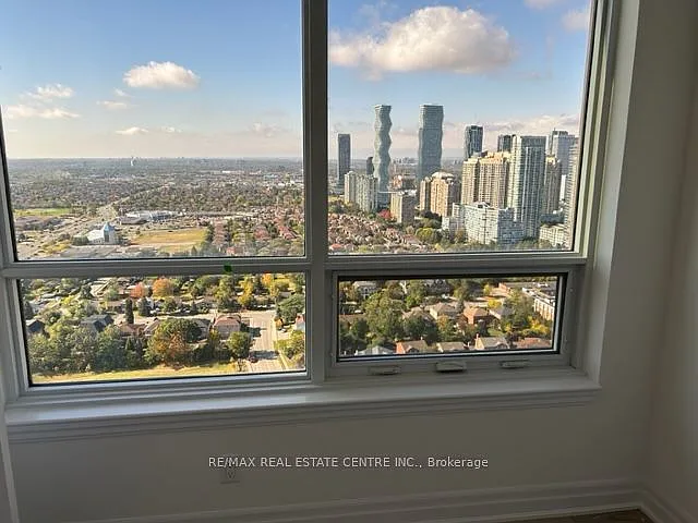 2 bed, $2,895 — Photo 4