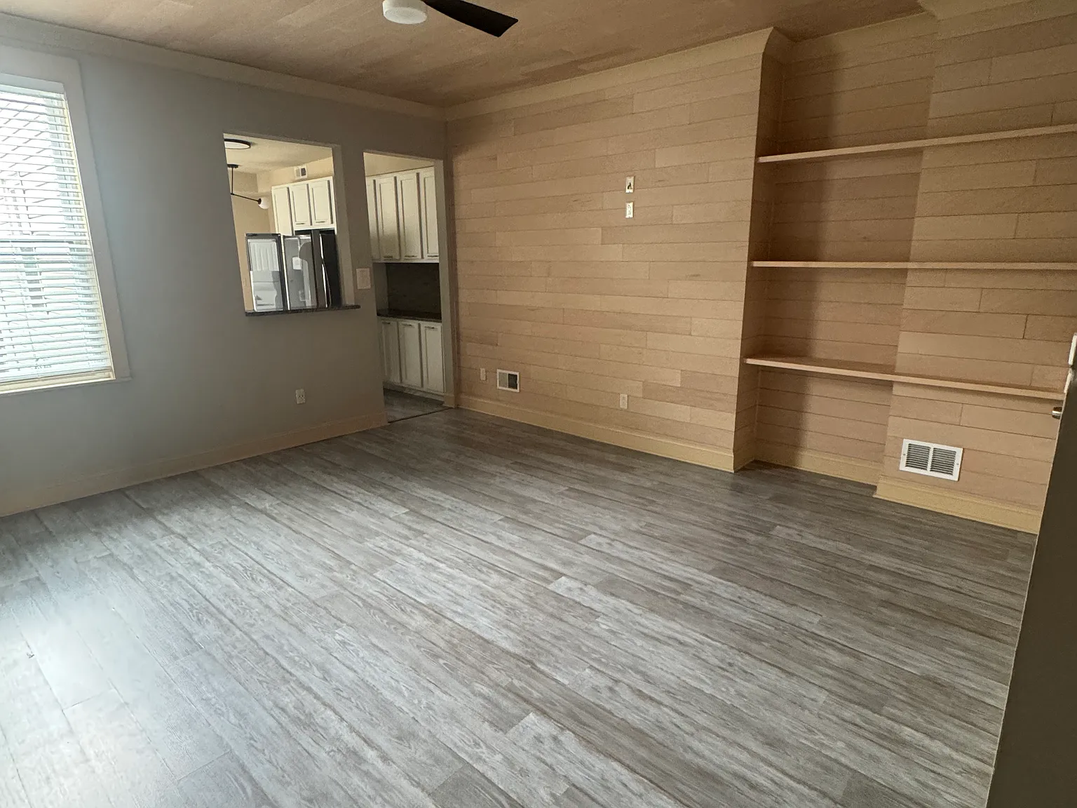 3 bed, 1428 sqft, $2,500 — Photo 3