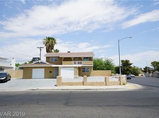 2380 Golden Arrow Dr, Las Vegas, NV 89169
