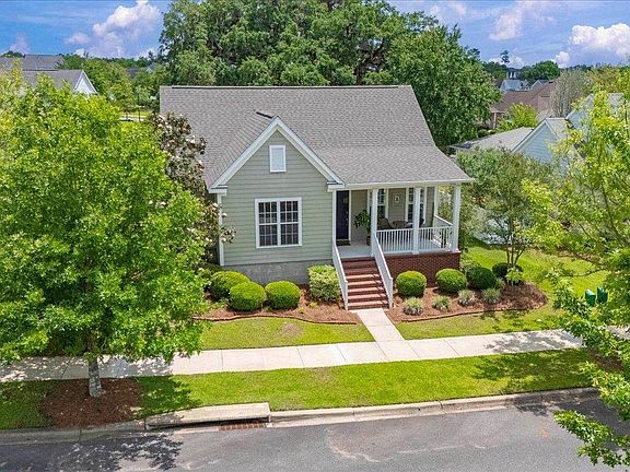 2nd image of 3153 Duxbury Ln