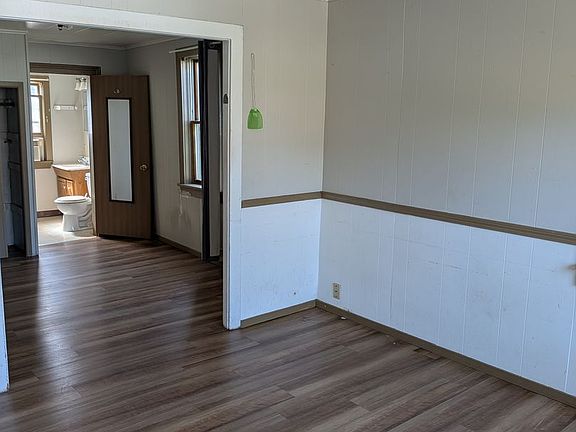 5th image of 1001 Park St Unit B