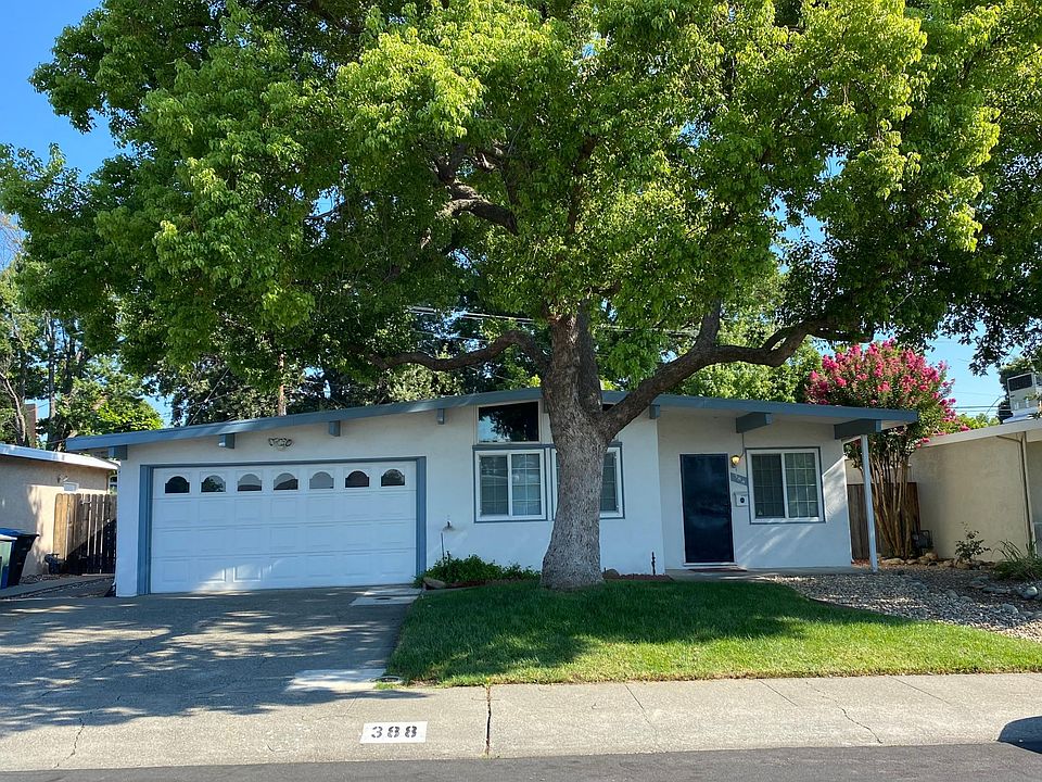 1st image of 388 Fir St