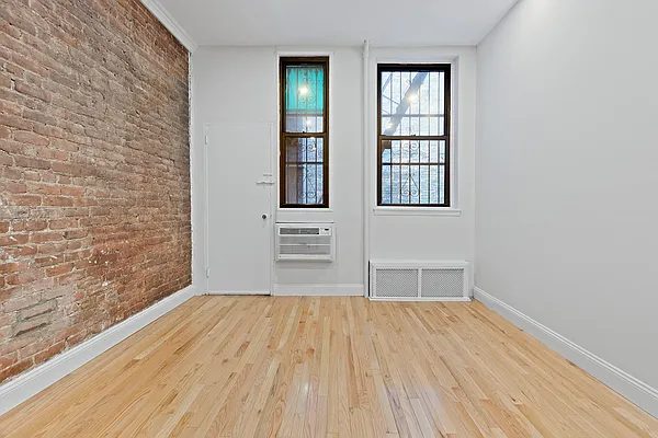 Rented by Corcoran | media 3