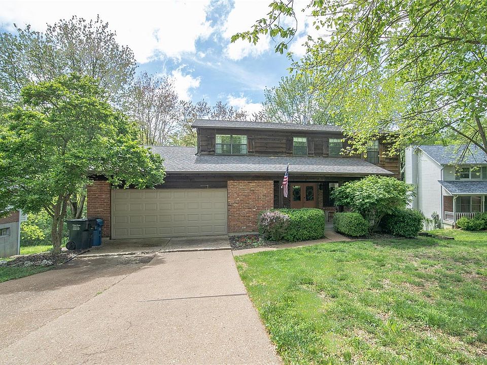 1st image of 129 Hidden Creek Dr