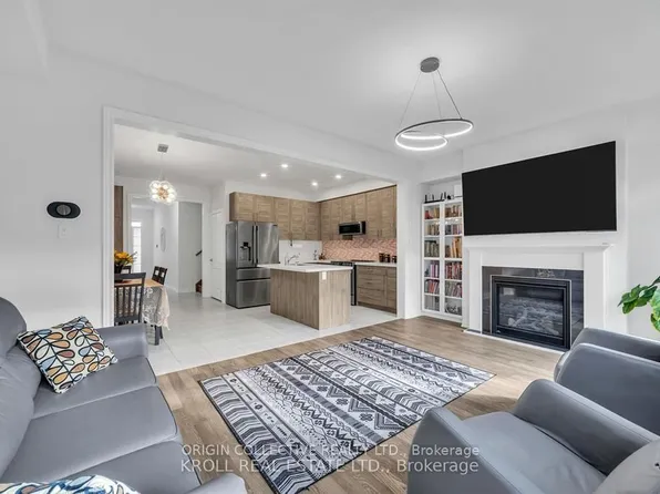 26 Frederick Taylor Way, East Gwillimbury, ON L0G 1M0