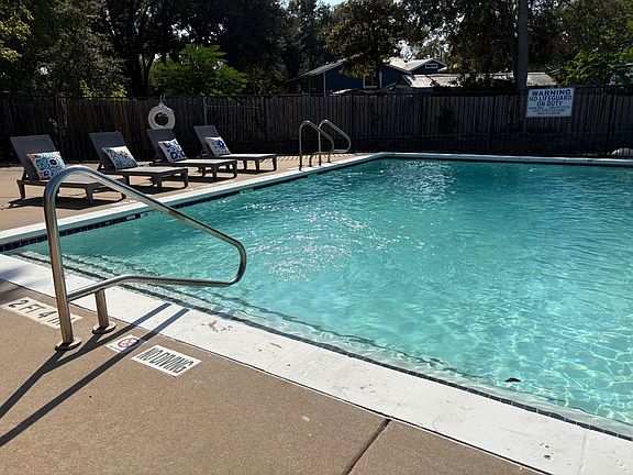 5th image of 1050 Springdale Rd #104