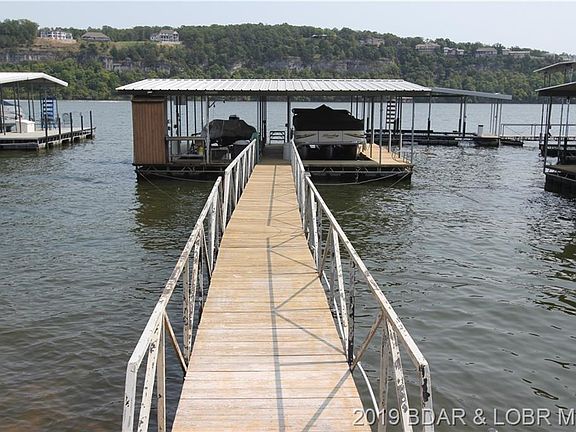 2nd image of 4 Brentwood Point