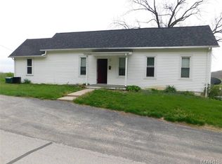 1200 Kentucky St, Louisiana, MO 63353