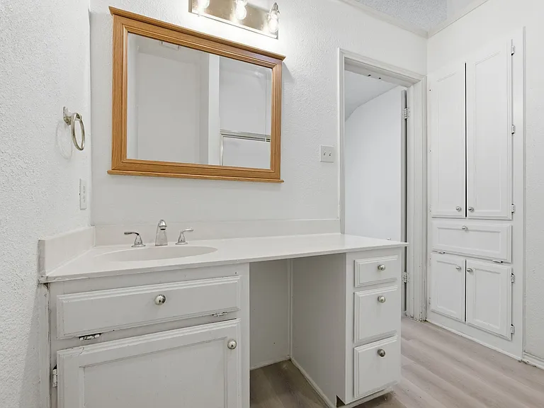 2103 Overview Ln — Photo 16