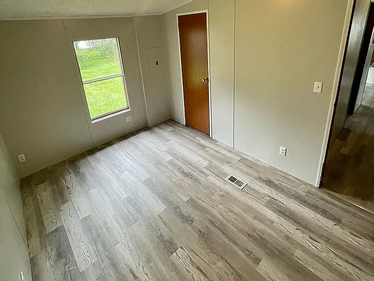 127 Wright St — Photo 10