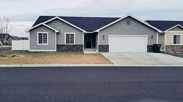 5909 Crestfields Rd — Photo 1