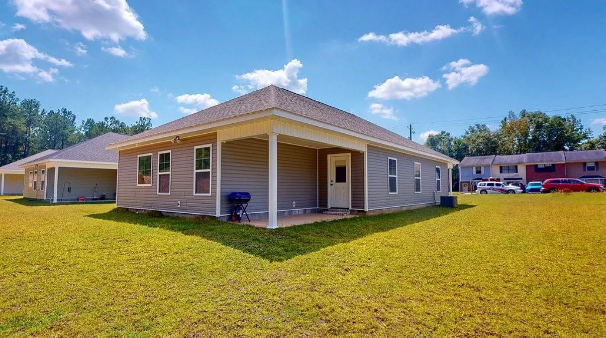 3 bed, 1463 sqft, $1,675 — Photo 2