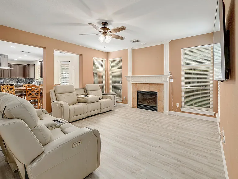 2129 Clear Lake Pl — Photo 5