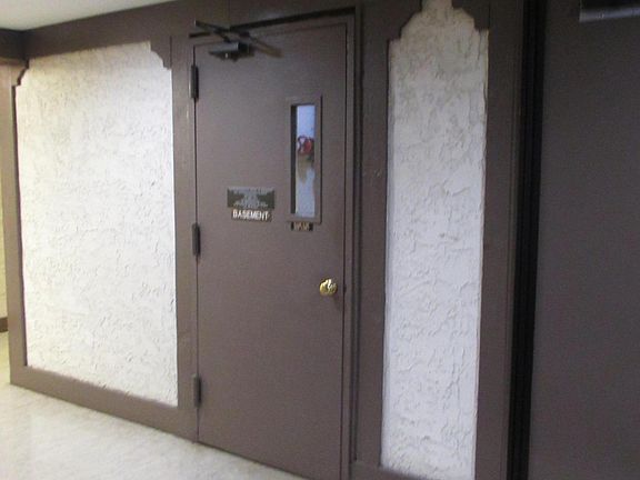 4th image of 2 Elmwood Park Dr APT 308