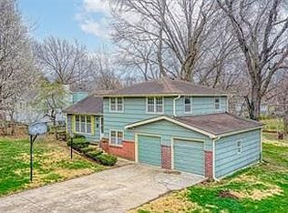 10801 W 56th Ter, Shawnee, KS 66203
