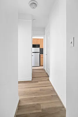 Rented by Compass | media 7