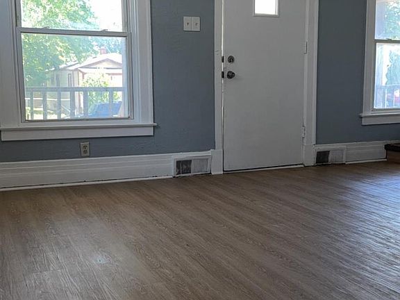 5th image of 734 Cleophus Pkwy
