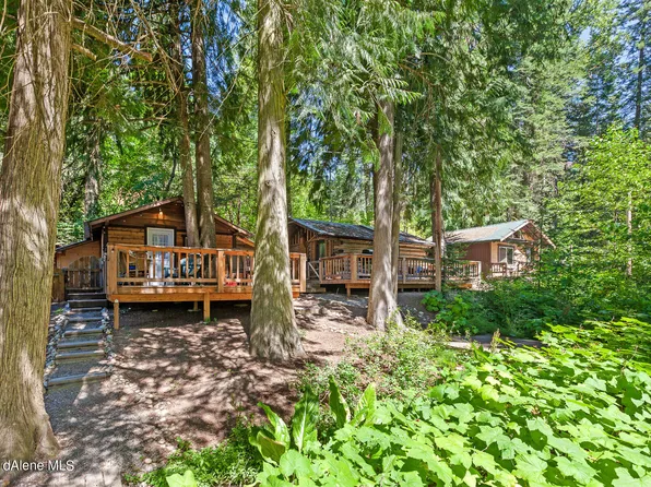 12024 N Woodland Beach Dr, Post Falls, ID 83854
