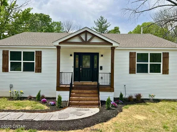 360 S Cedar St, Dresden, TN 38225