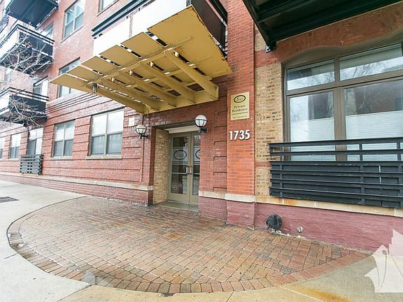 2nd image of 1735 W Diversey Pkwy #106MC