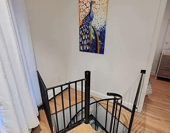 5th image of 157 W 106th St APT 1A