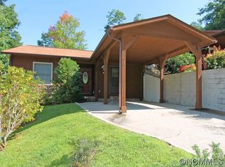 919 Henry Dingus Way, Maggie Valley, NC 28751