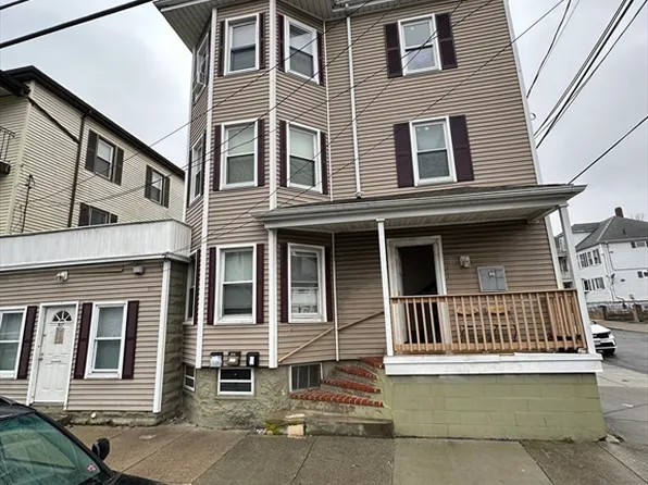519 N Front St, New Bedford, MA 02746
