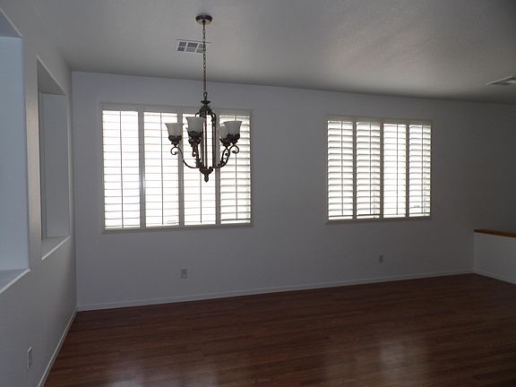 Dining/ Living Room