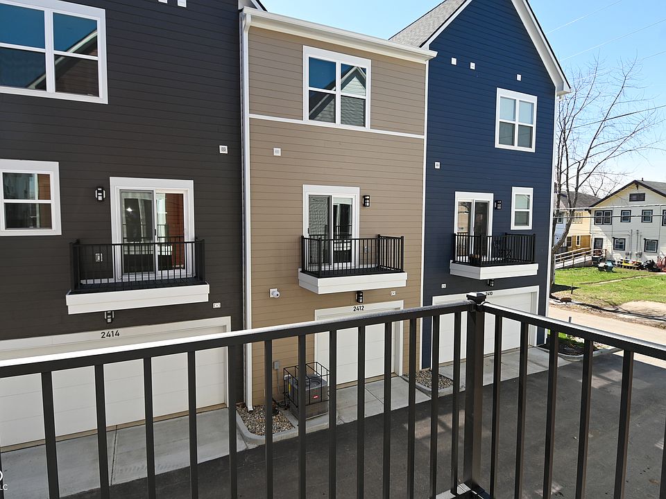2nd image of 2438 Winthrop Ave