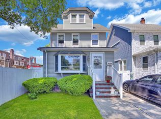 8854 Winchester Blvd, Jamaica, NY 11427