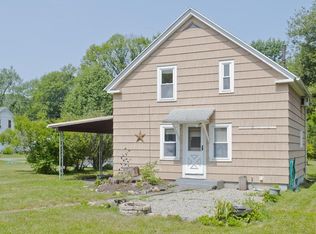 2029 Quaboag St, Three Rivers, MA 01080