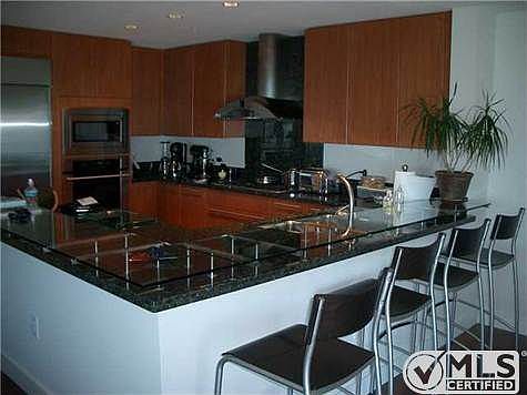 3rd image of 1205 Pacific Hwy #2606