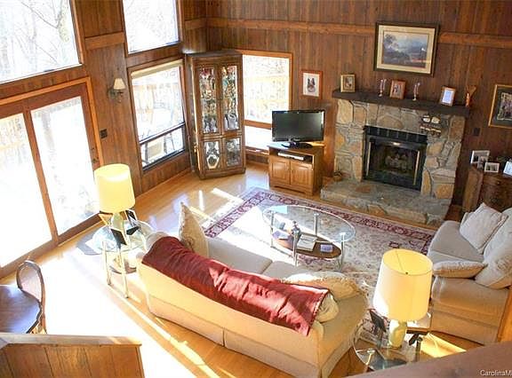 3rd image of 410 Zebulon Ln