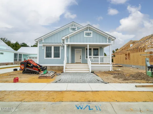 102 New Towne Road, Swansboro, NC 28584