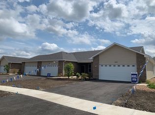 129 Barbers Corner Rd, Bolingbrook, IL 60440