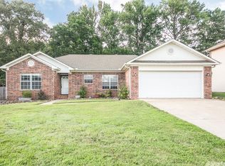 16 Farrah Dr, Cabot, AR 72023