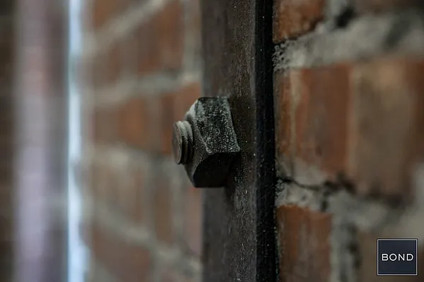 Rented by Bond New York | media 44