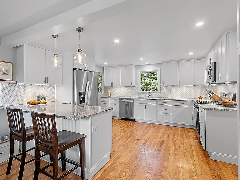 21 Eldridge Rd — Photo 8