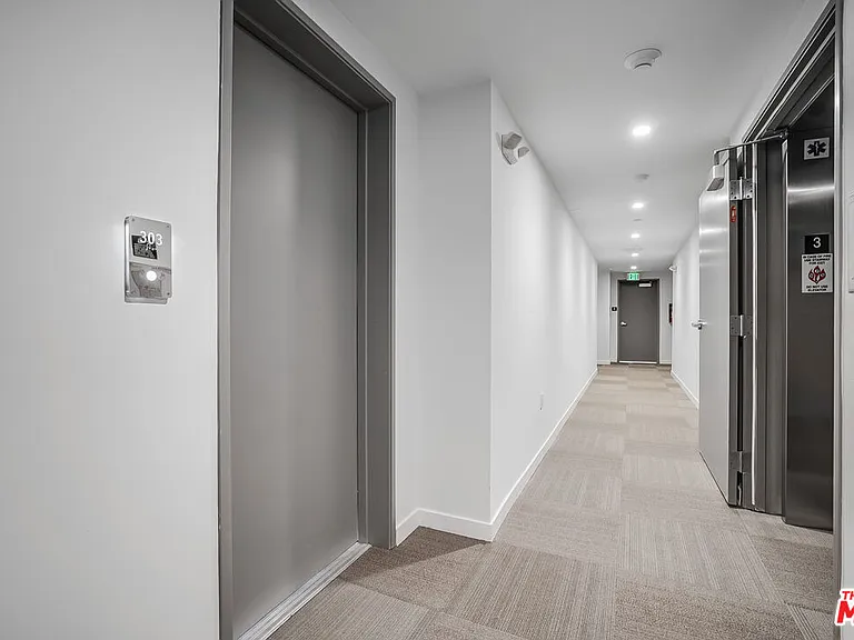 1021 S Shenandoah St #303 — Photo 17