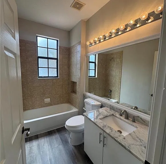 7614 Bristol Cir — Photo 9