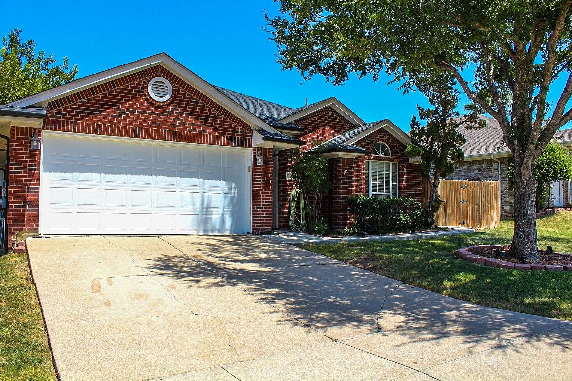 3801 Tulip Tree Dr, Fort Worth, TX 76137 Zillow