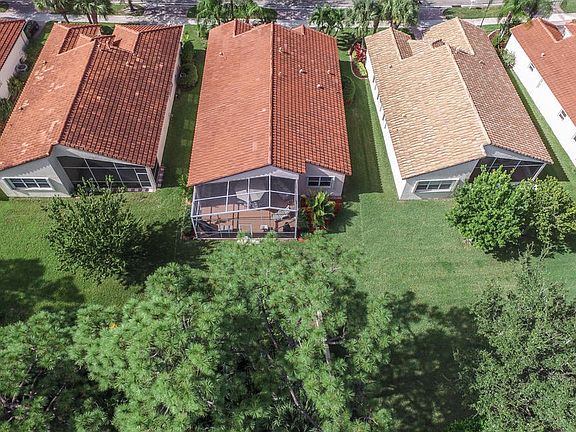 5th image of 430 NW Sunview Way