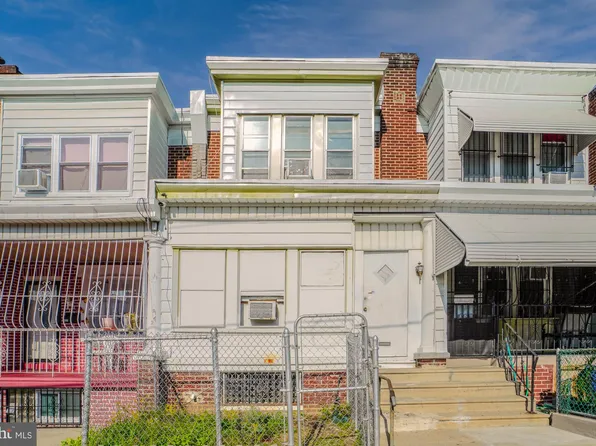 4852 B St, Philadelphia, PA 19120
