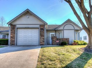 6525 NW Revere Dr, Kansas City, MO 64151