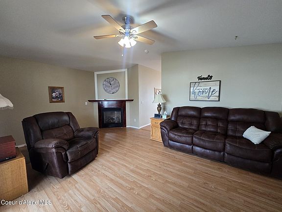 5th image of 8548 W Sawtooth St